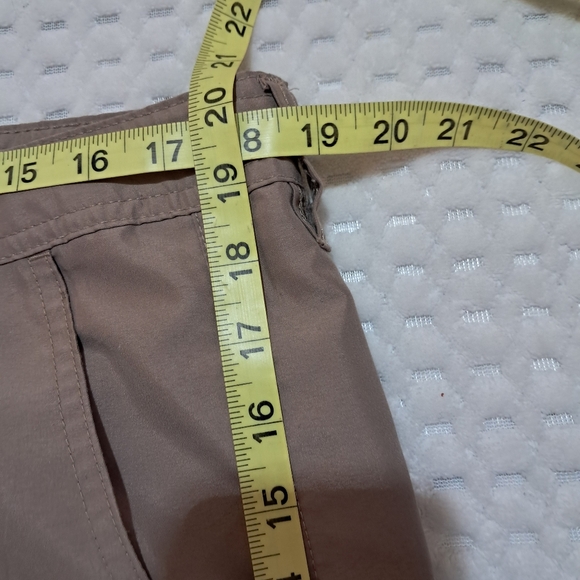 MAGELLAN CARGO SHORTS  Men Size 34  Khakis - Picture 6 of 6